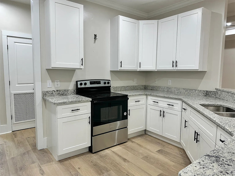 932 Windmill Rd 2